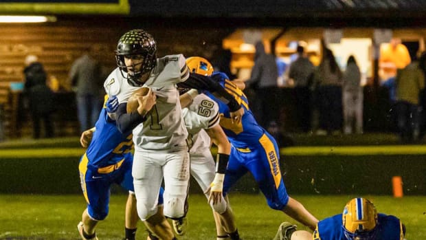 Landan Stevenson mapletown football